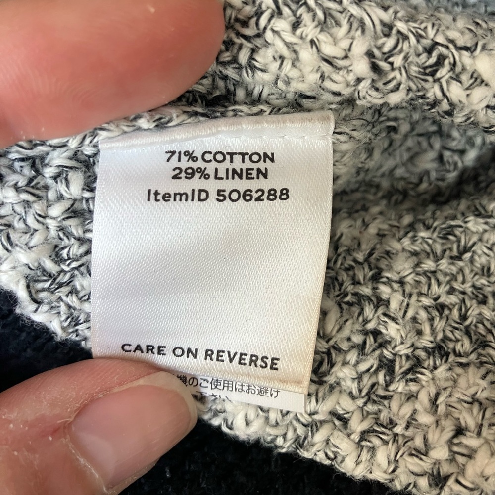 L.L. Bean Color block sweater - Picture 4 of 4